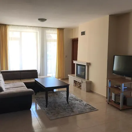 люси Апартамент